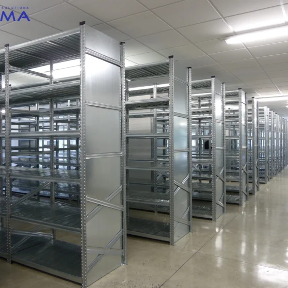 regał magazynowy z półką stalową