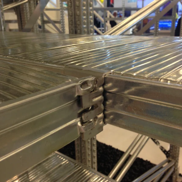 regały narożnikowe łączniki