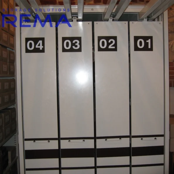 regały wysuwane na obrazy i mapy z frontem