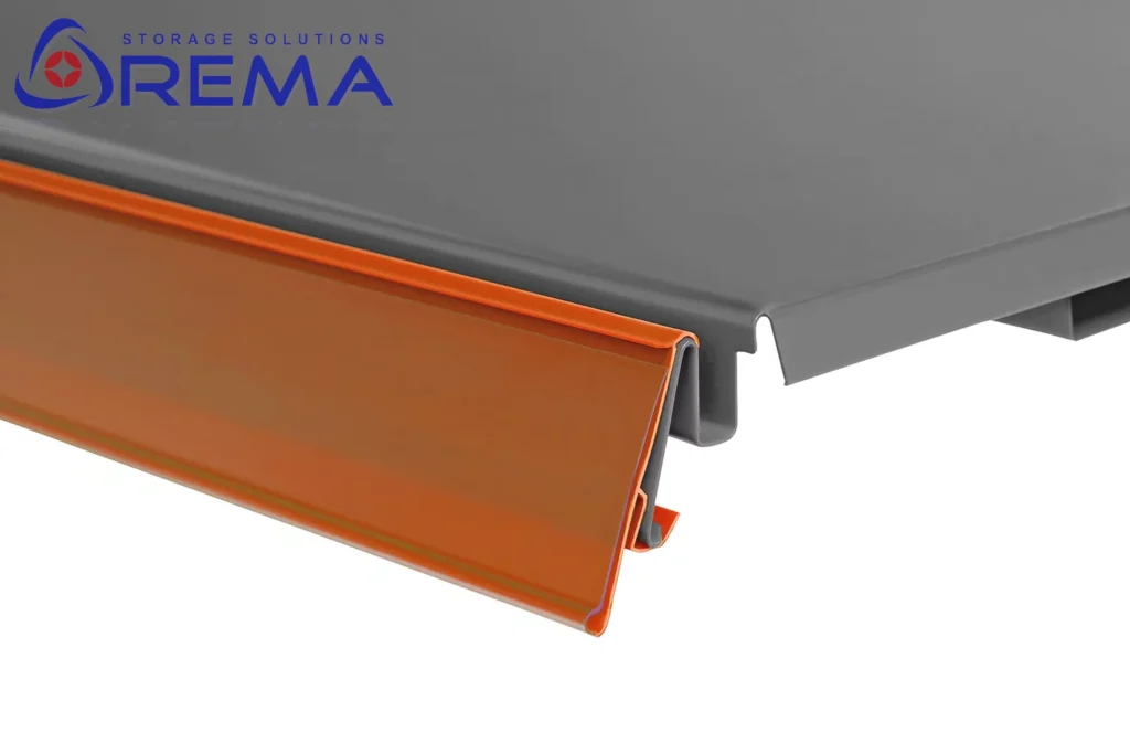 listwa cenowa na regale sklepowym