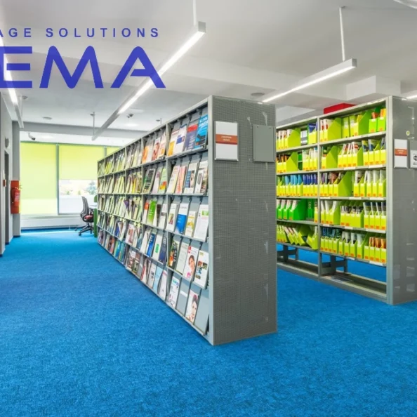 regały biblioteczne i na czasopisma