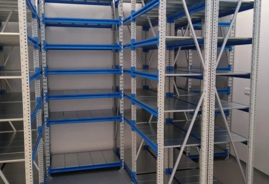 regały magazynowe stalowe lakierowane z półkami ocynkowanymi