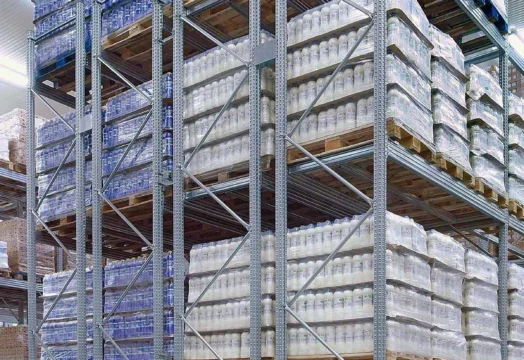 regały metalowe do magazynu